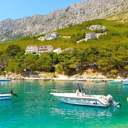 Bugenvilla Vendégház 4*