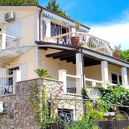 Bugenvilla 4* Lokva Rogoznica